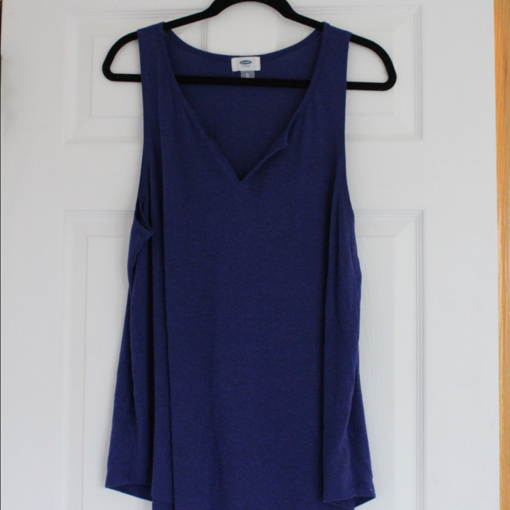 NWOT V-neck tank top